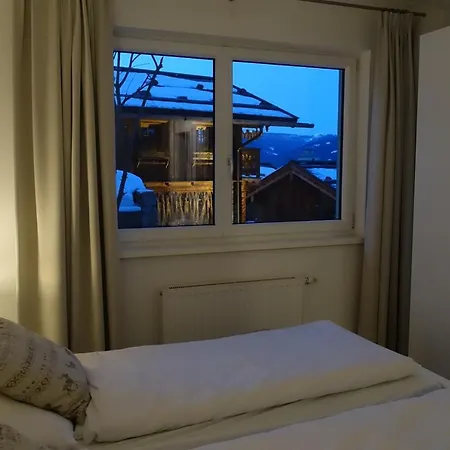 Frozen Time Apartments *