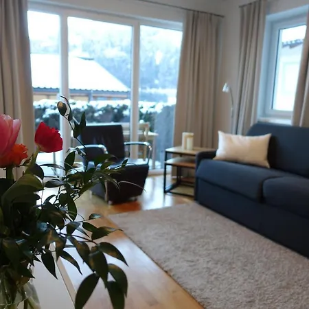 Frozen Time Apartment *